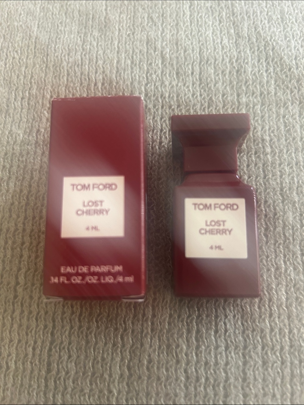 Tom Ford🍒1-Mini Lost Cherry EDP 4 ml / In A Mini Glass Pour Bottle / NIB